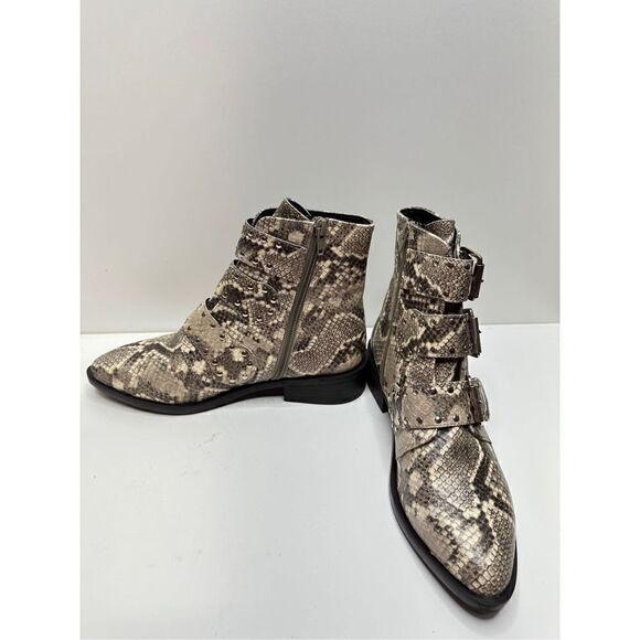 STEVEN NEW YORK Beige Snake Buckle Accent Studded Hazan Almond Toe Block Heel - Picture 7 of 11